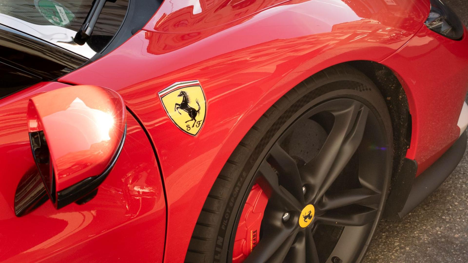 Ferrari Carbon Fibre Body Kits and Suspension: 296, 488, F8, SF90 and 812 Upgrade Guide