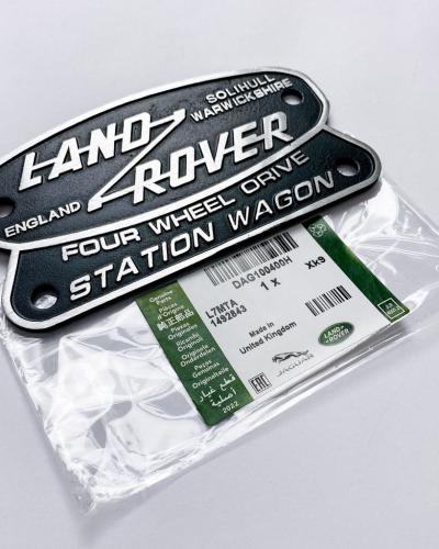 Land Rover Solihull Four Wheel Station Wagon Drive Liftgate Badge Emblem Medal DAG100400H