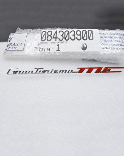 Genuine Maserati GranTurismo MC Dashoard Passenger Side badge emblem 84303900
