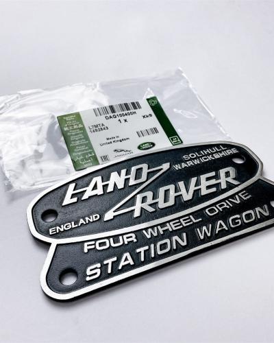 Land Rover Solihull Four Wheel Station Wagon Drive Liftgate Badge Emblem Medal DAG100400H