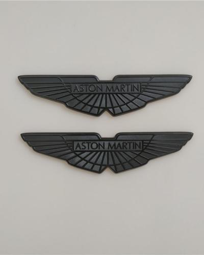 Aston Martin DBX Bonnet/Boot Black Badge
