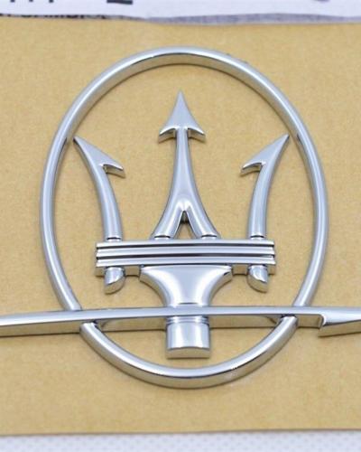 Genuine Maserati Quattroporte&Granturismo Coupe RH Trident Emblem 67861400