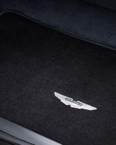Aston Martin Boot Overmat