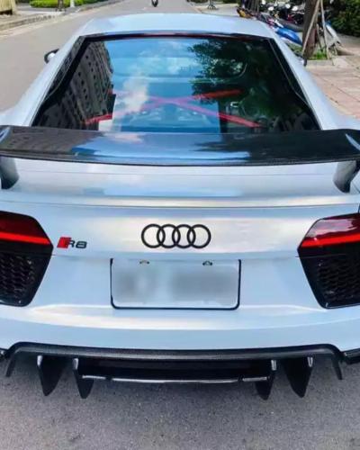 AUDI R8 Carbon Fibre Rear Diffuser