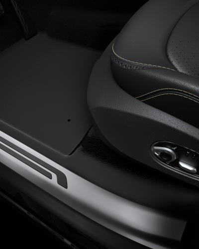 Aston Martin DBX Heavy Duty Tread Plates
