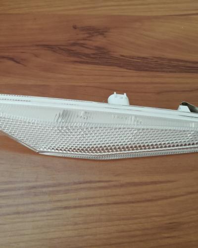 Genuine McLaren MP4-12C Front Right Side Marker Lamp White 11A4989CP