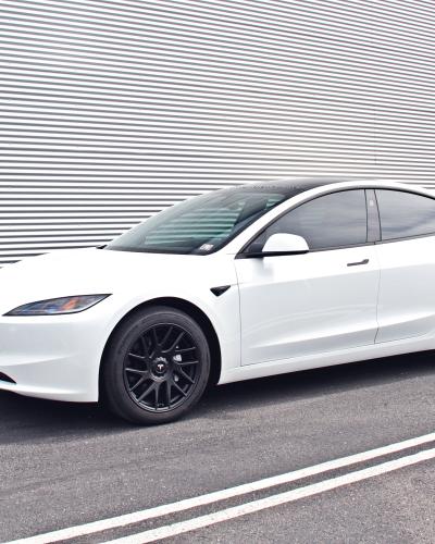 Tesla Model 3 Aero Wheel Covers (18 Inch) - Race Style (2024+)