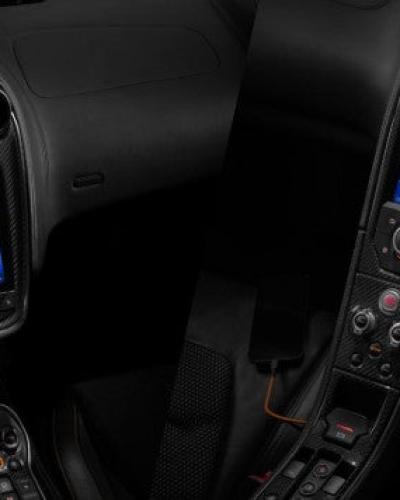 McLaren CarPlay upgrade (McLaren Connected Infotainment)