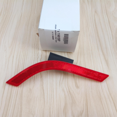 Genuine McLaren Rear Left Marker Lamp Reflector 11A8123CP