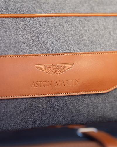 Aston Martin DBX Dog Bed
