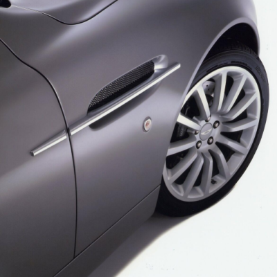 Aston Martin Vanquish V12 Wheel Set
