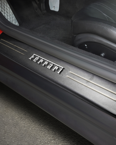 Ferrari 812 Superfast Carbon Fiber Kickplate