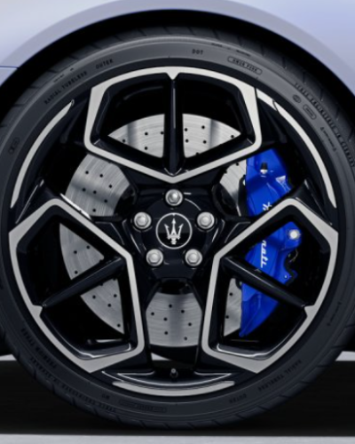 Maserati MC20 Colored Caliper